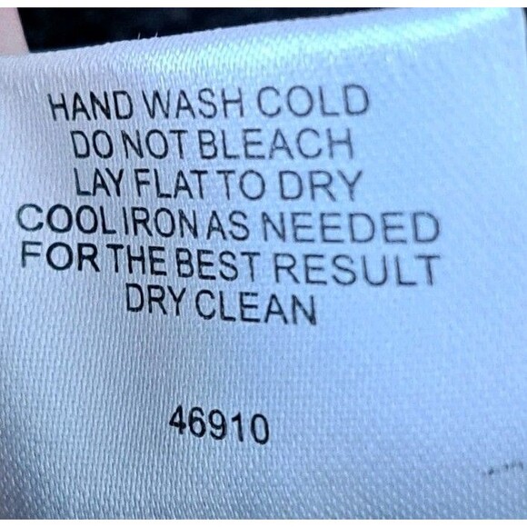 ROMEO & JULIET Couture Black Floral Embroidered Sweater Pullover Size Small - Picture 7 of 13